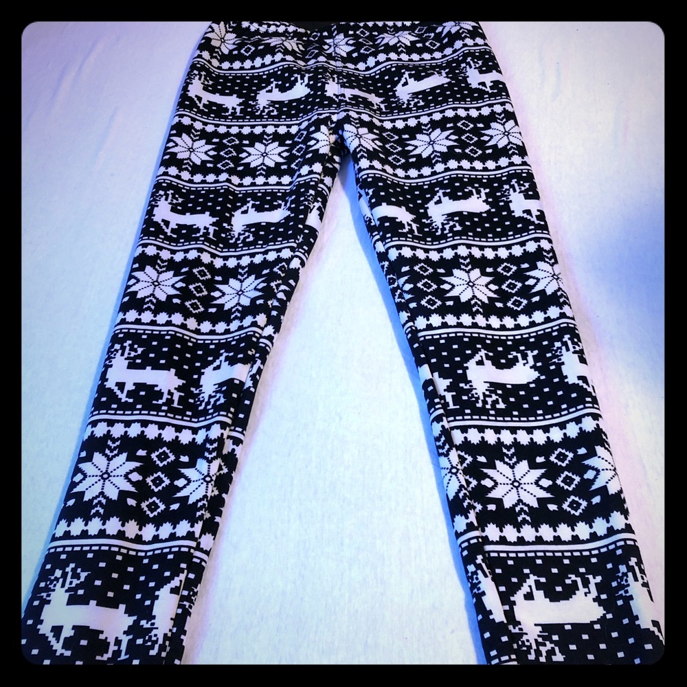 NWOT Fleece-Lined Leggings